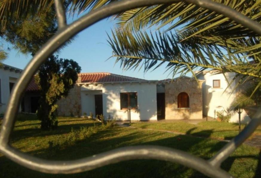 Relax Al Mare Apartment Олбия Екстериор снимка