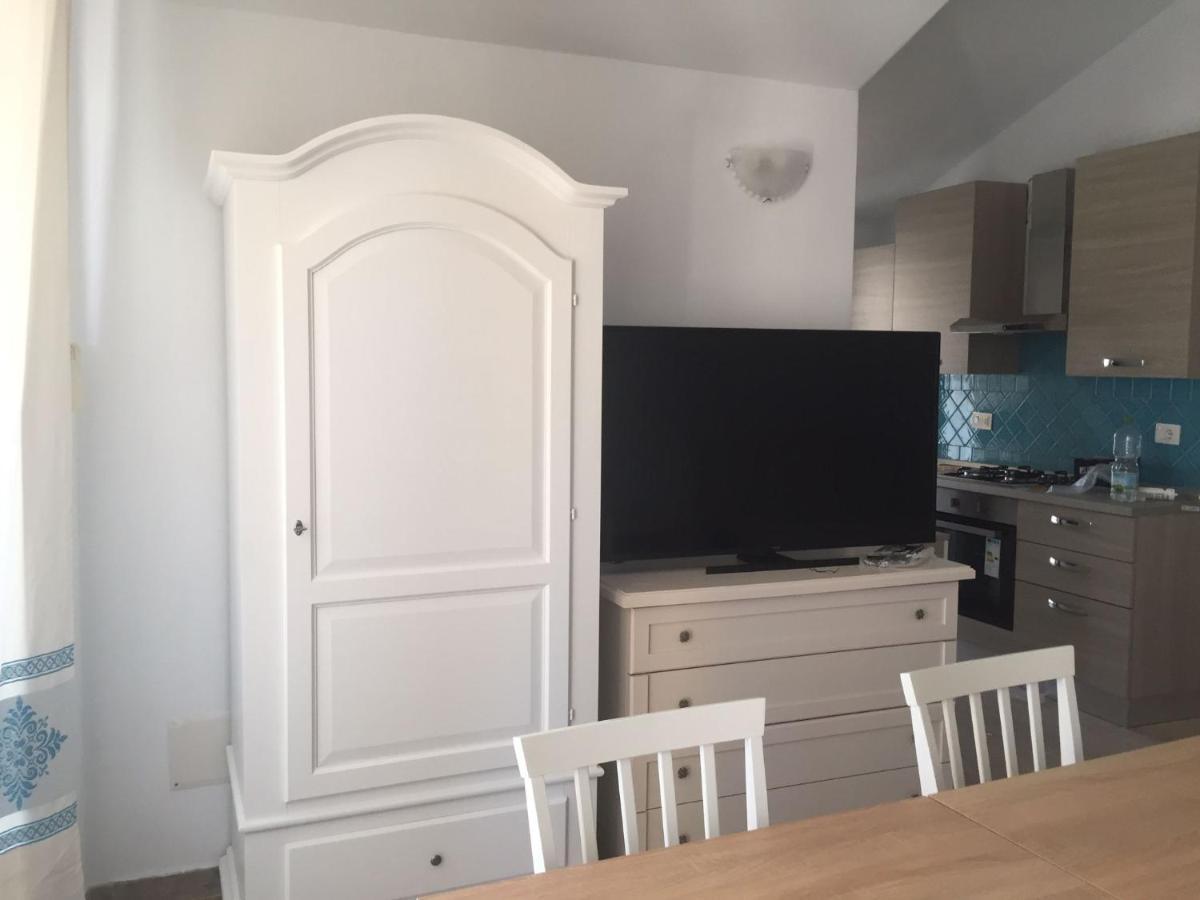 Relax Al Mare Apartment Олбия Екстериор снимка