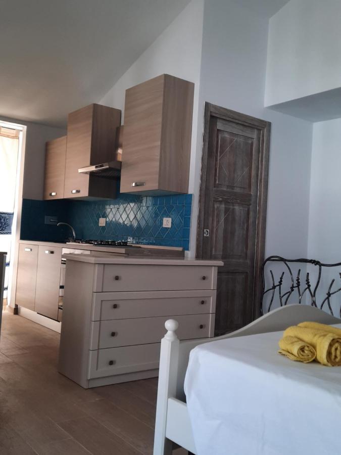 Relax Al Mare Apartment Олбия Екстериор снимка