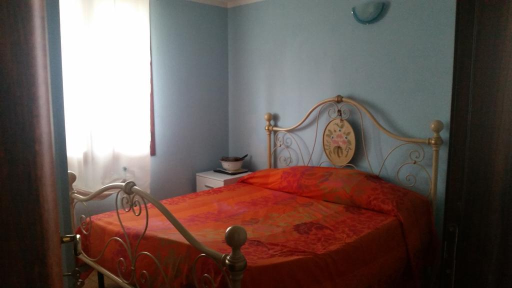 Relax Al Mare Apartment Олбия Екстериор снимка