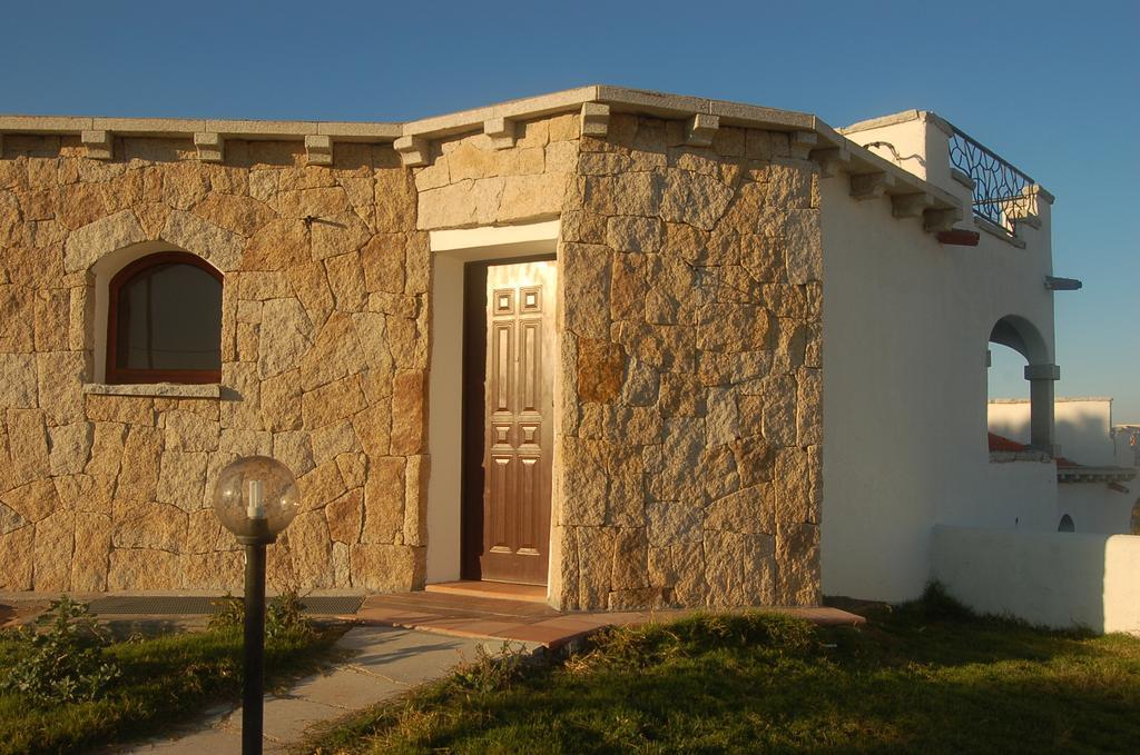 Relax Al Mare Apartment Олбия Екстериор снимка