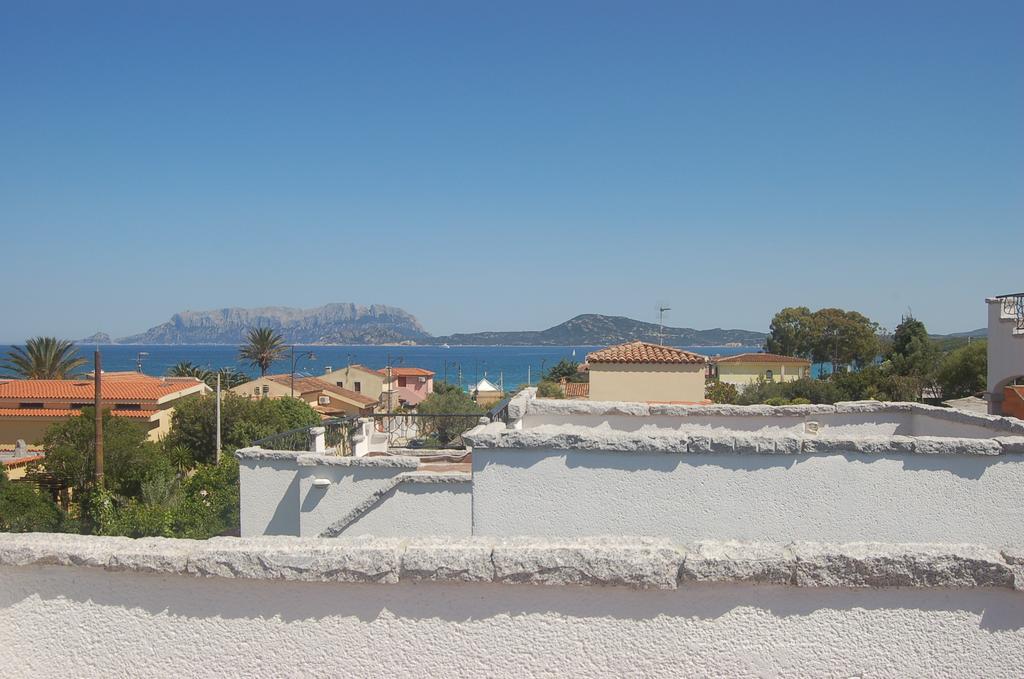 Relax Al Mare Apartment Олбия Стая снимка